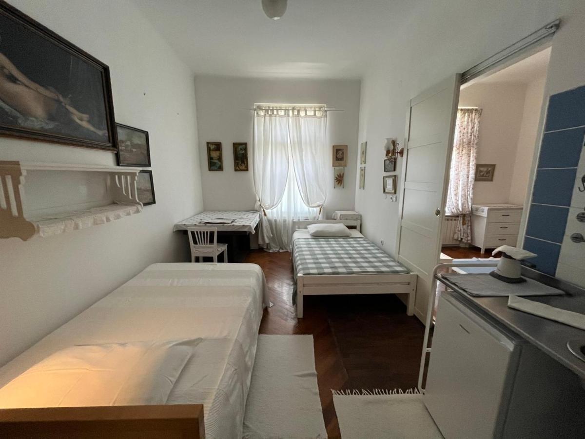 Guest House Ilicki Plac Загреб Екстериор снимка