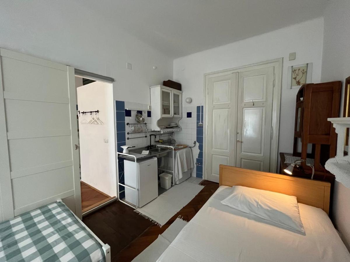 Guest House Ilicki Plac Загреб Екстериор снимка